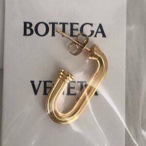 Single Bottega Veneta Pillar Earring in Yellow Gold Hoop 18k